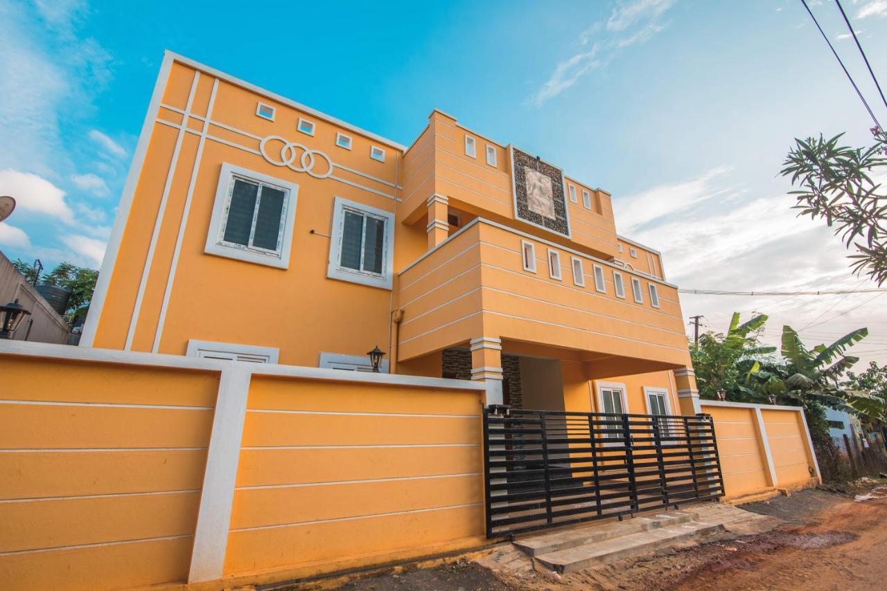 Saffron Vilva Hotel Pondicherry Exterior photo