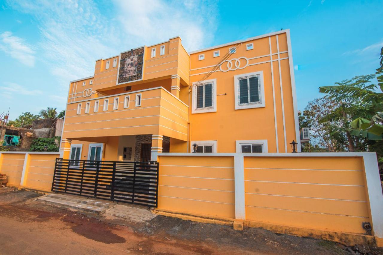 Saffron Vilva Hotel Pondicherry Exterior photo