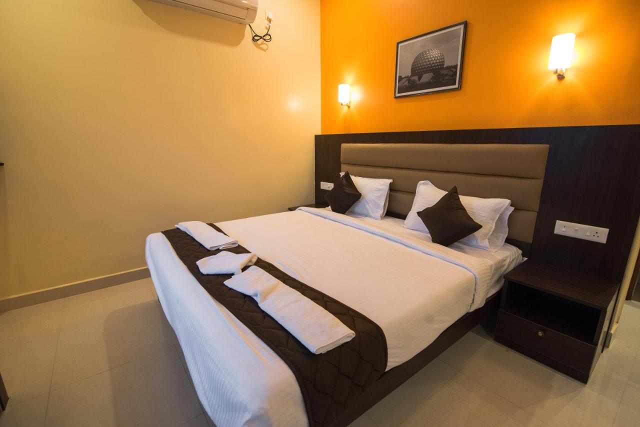 Saffron Vilva Hotel Pondicherry Exterior photo