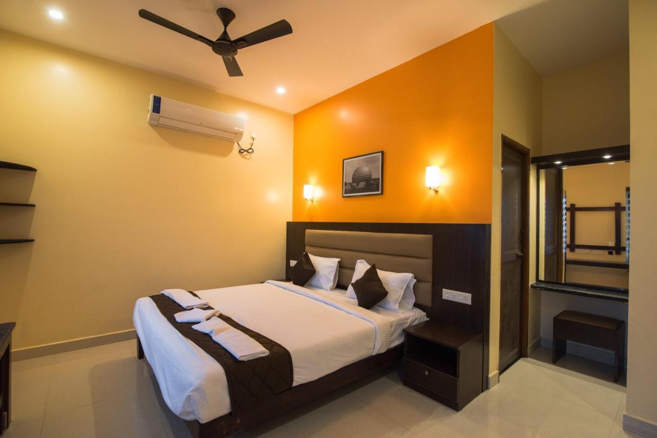 Saffron Vilva Hotel Pondicherry Exterior photo