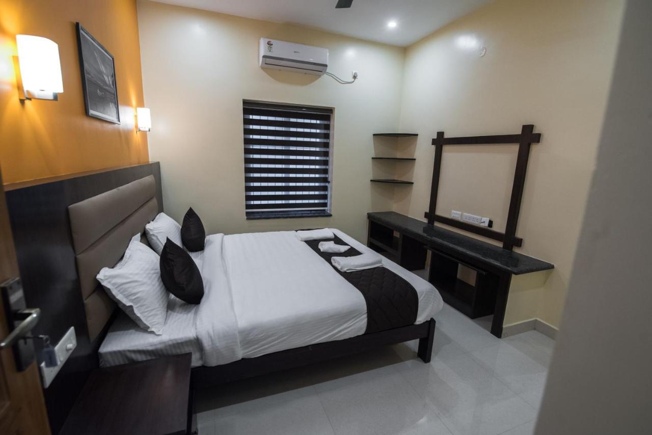 Saffron Vilva Hotel Pondicherry Exterior photo