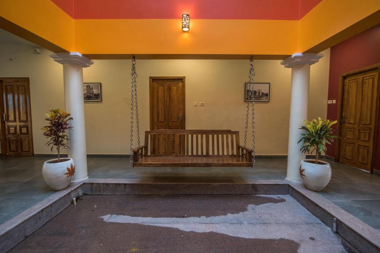 Saffron Vilva Hotel Pondicherry Exterior photo