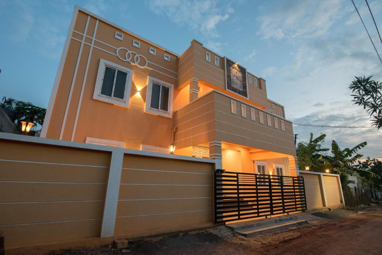 Saffron Vilva Hotel Pondicherry Exterior photo